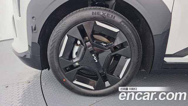 Kia EV3 Long Range 2WD GT Line - фото 4