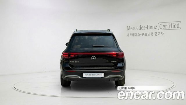 Mercedes-Benz EQB X243 EQB300 4MATIC AMG Line - фото 3