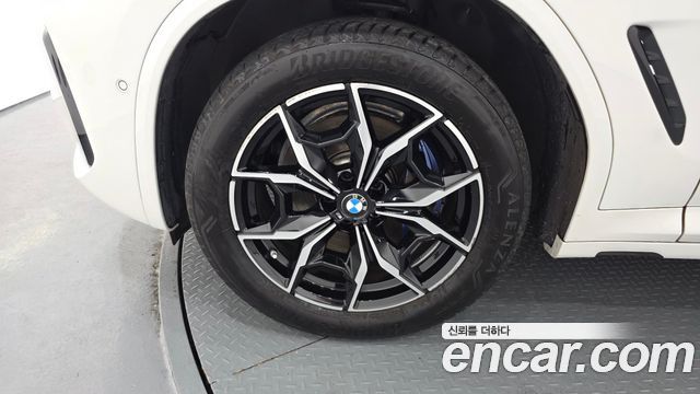 BMW X4 G02 xDrive20i M Sport - фото 4
