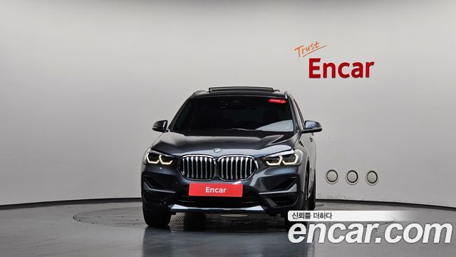 BMW X1 F48 xDrive 20i xLine - фото 1