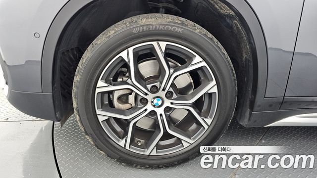 BMW X1 F48 xDrive 20i xLine - фото 3
