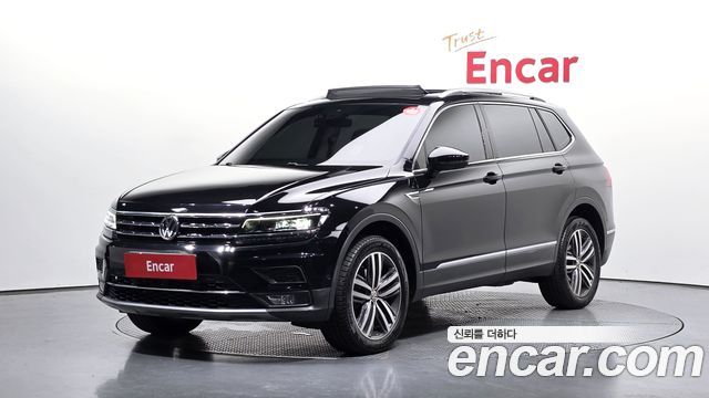 Volkswagen Tiguan 2.0 TDI Prestige - фото 0
