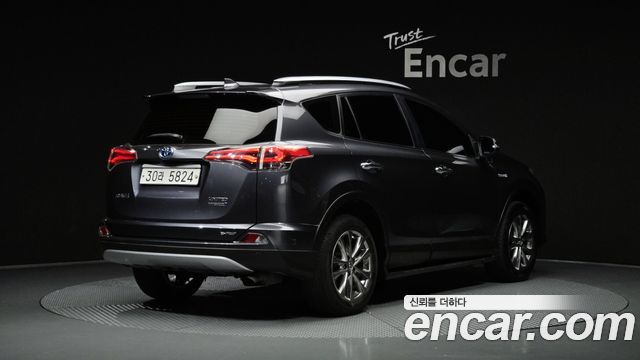 Toyota RAV4 2.5 4WD Hybrid 4th - фото 1