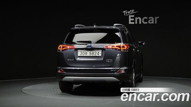 Toyota RAV4 2.5 4WD Hybrid 4th - фото 3