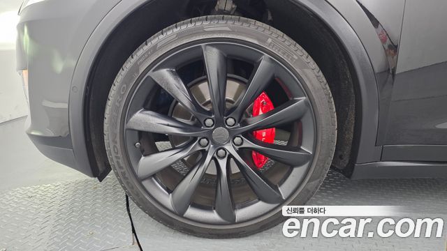 Tesla Model X 100D - фото 4