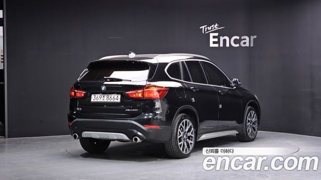 BMW X1 F48 xDrive 20i xLine - фото 1