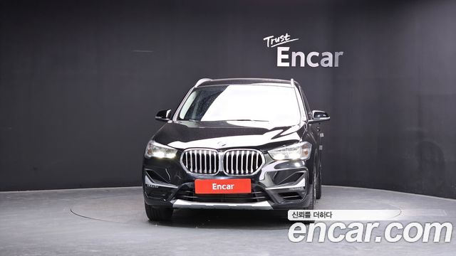 BMW X1 F48 xDrive 20i xLine - фото 2