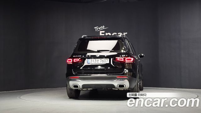 Mercedes-Benz GLB-Class X247 GLB220 - фото 3