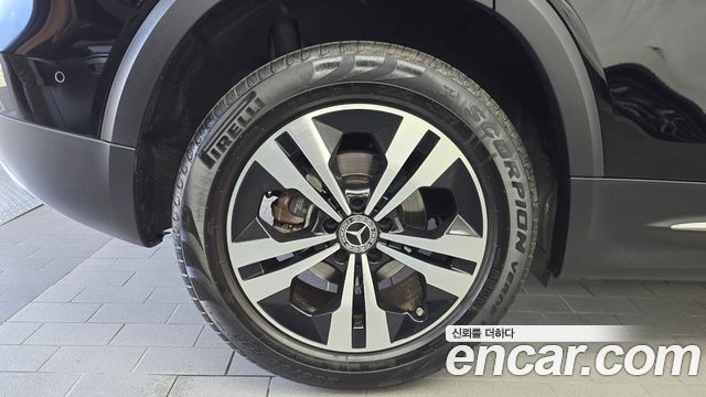 Mercedes-Benz GLB-Class X247 GLB220 - фото 4