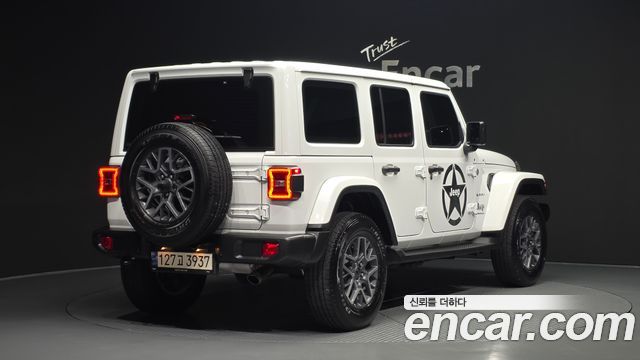Jeep Wrangler JL 2.0 Sahara 4Door - фото 1