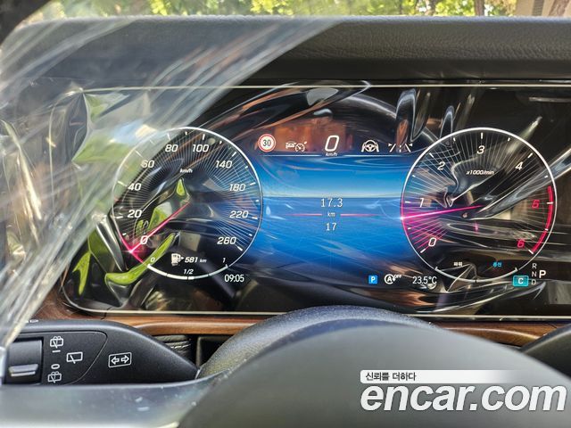 Mercedes-Benz G-Class W465 G450d - фото 1