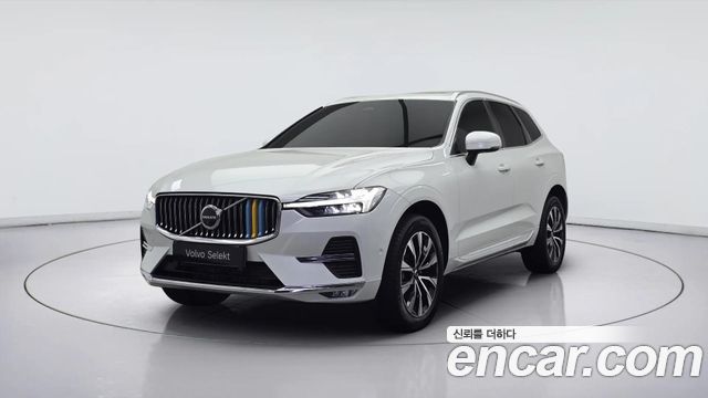 Volvo XC60 2-го поколения B5 Ultimate Bright - фото 0