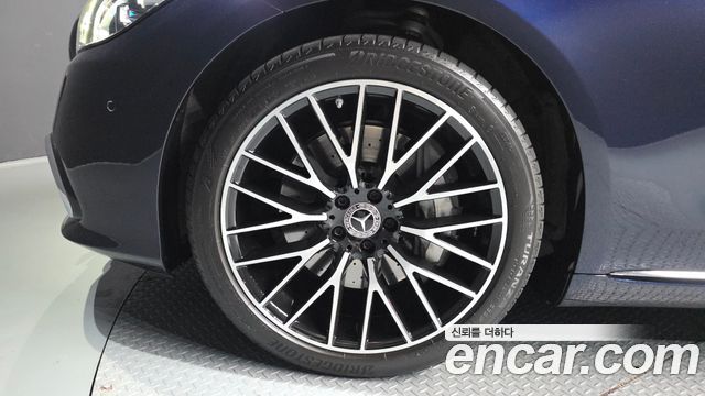 Mercedes-Benz S-Class W223 S580L 4MATIC - фото 4