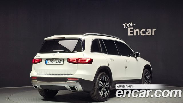 Mercedes-Benz GLB-Class X247 GLB220 - фото 1