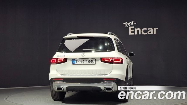 Mercedes-Benz GLB-Class X247 GLB220 - фото 3