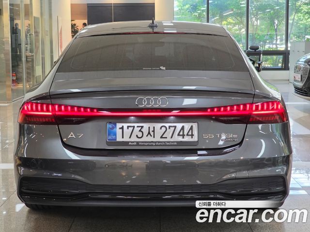 Audi A7 55 TFSI e Quattro Premium - фото 3