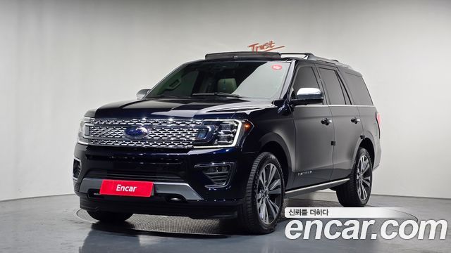 Ford Expedition Platinum 4WD 7Seater - фото 0