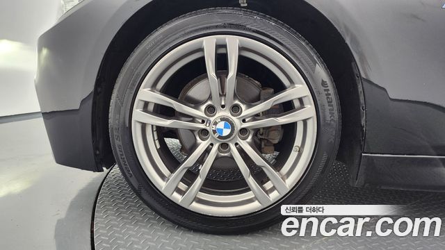 BMW 3-Series F30 320d M Sport - фото 4