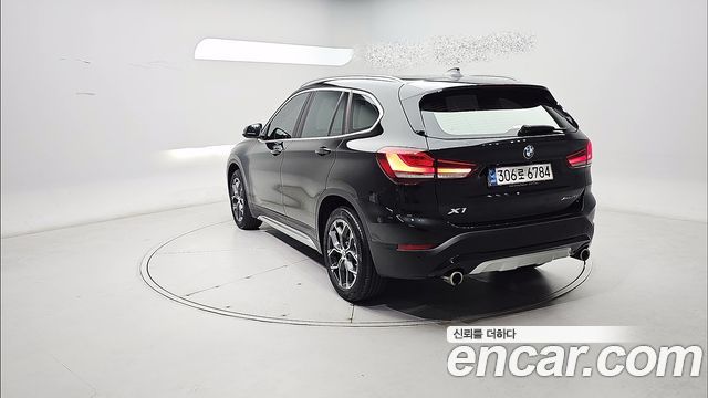 BMW X1 F48 xDrive 20i xLine - фото 1