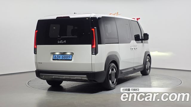 Kia PV5 Passenger 5 Seater Plus - фото 1
