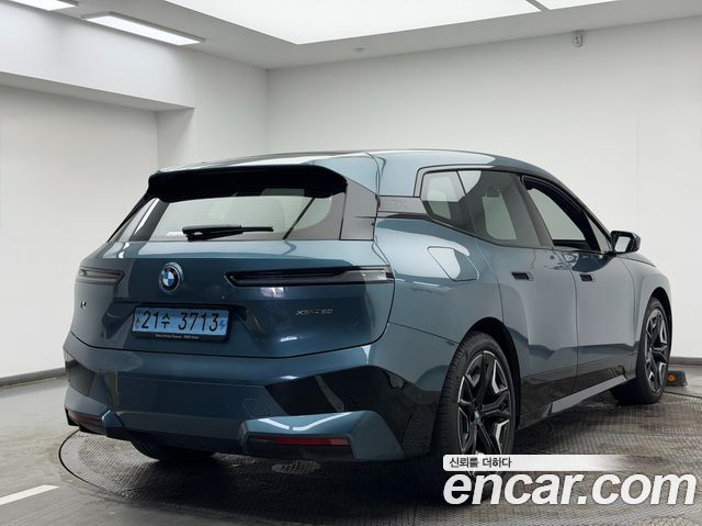 BMW iX xDrive50 Sports Plus - фото 1