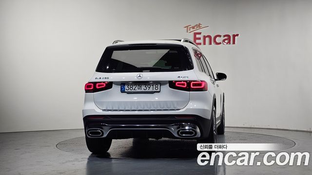 Mercedes-Benz GLB-Class X247 GLB250 4MATIC - фото 2
