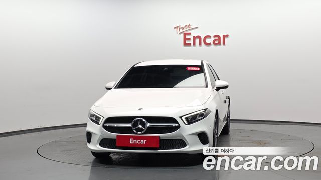 Mercedes-Benz A-Class W177 A220 Sedan - фото 1