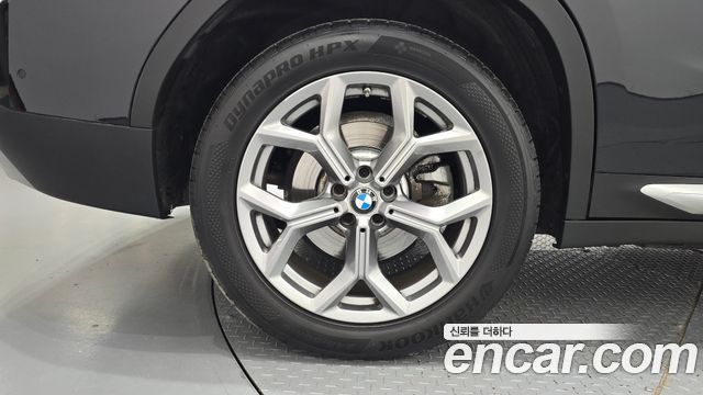 BMW X4 G02 xDrive20i xLine - фото 4