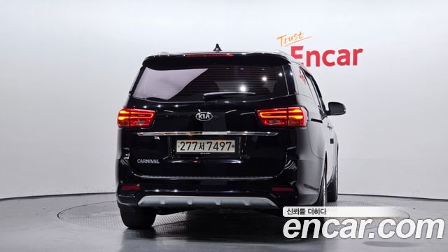 Kia Carnival Новый 9-Seater Prstige - фото 3