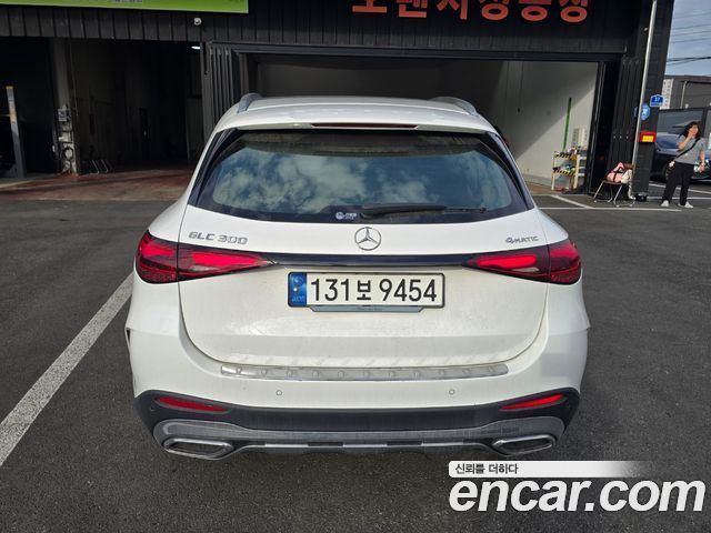 Mercedes-Benz GLC-Class X254 GLC300 4MATIC AMG Line - фото 3