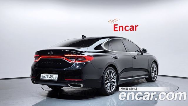 Hyundai Grandeur IG 3.0 Exclusive Special - фото 1