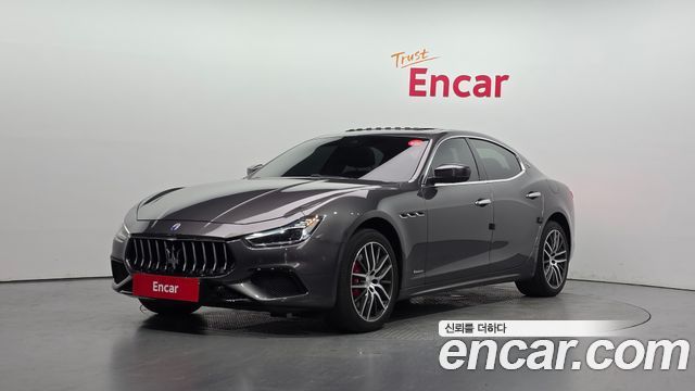 Maserati Ghibli 3.0S Q4 GranLusso 3rd - фото 0