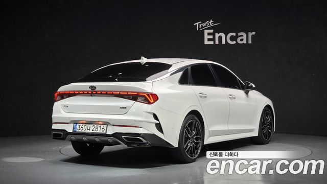 Kia K5 3-го поколения 1.6 Turbo Signature - фото 1