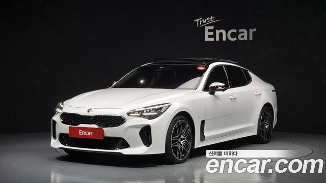 Kia Stinger 2.5 AWD Masters - фото 0