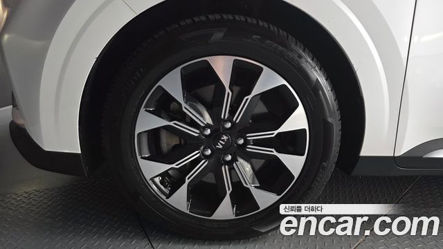 Kia Carnival 4-го поколения Gasoline 7-Seater Signature - фото 4