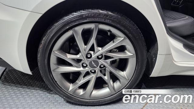 Genesis G70 Новый Gasoline 2.0T 2WD - фото 4