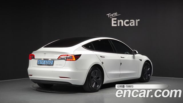 Tesla Model 3 Long Range AWD - фото 1