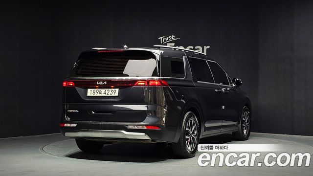 Kia Carnival 4-го поколения 9-Seater Signature - фото 1