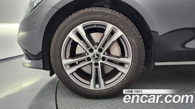 Mercedes-Benz E-Class W213 E350 4MATIC Avantgarde - фото 4