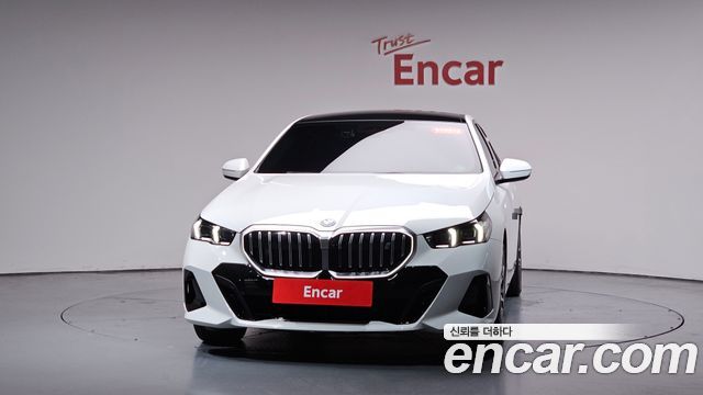 BMW i5 G60 eDrive 40 M Sport - фото 1