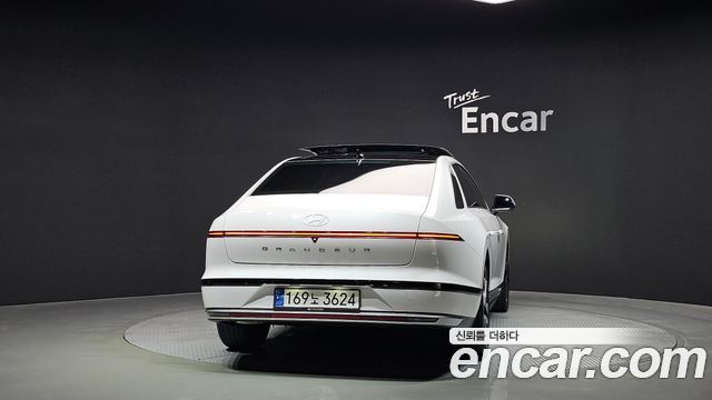 Hyundai Grandeur GN7, гибрид Exclusive - фото 3