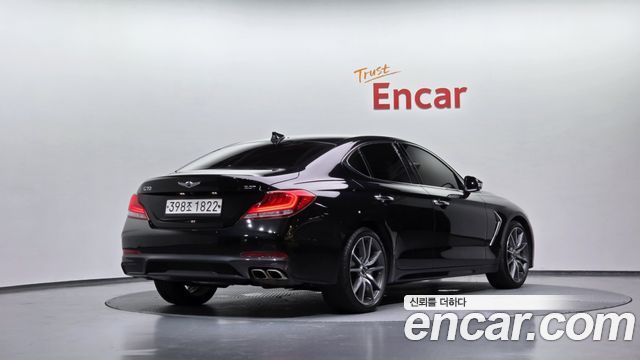Genesis G70 2.0T Elite - фото 0