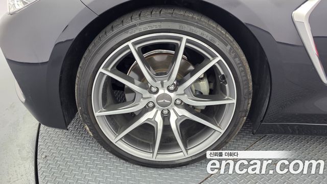 Genesis G70 2.0T Elite - фото 3
