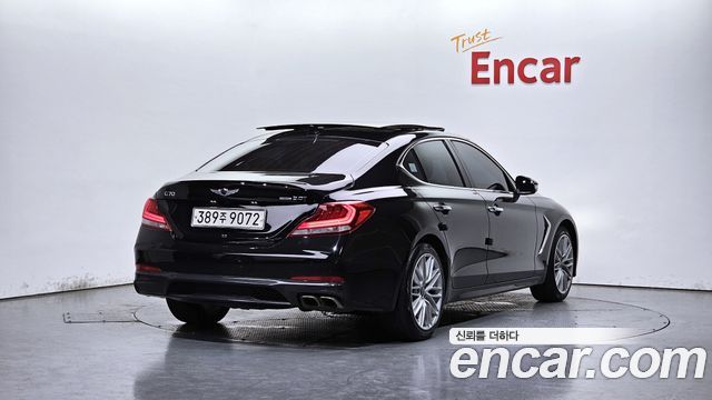 Genesis G70 2.0T AWD Elite - фото 1