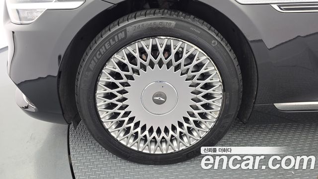Genesis G90 3.8 AWD Premium Luxury - фото 4