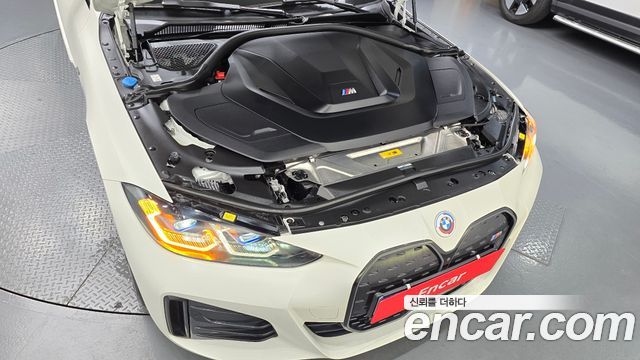BMW i4 M50 Pro - фото 4