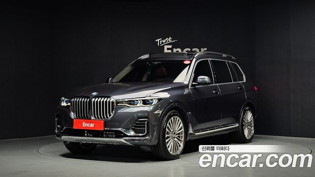 BMW X7 G07 xDrive 40i Design Pure Excellence 6-Seater - фото 0