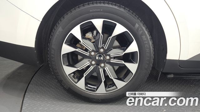 Kia Carnival 4-го поколения 9-Seater Signature - фото 3