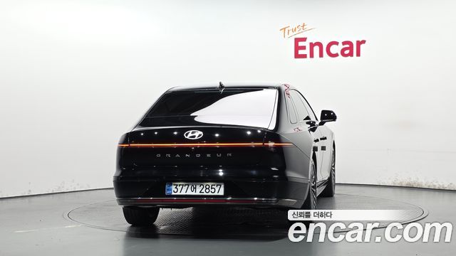 Hyundai Grandeur GN7 2,5 Gasoline 2WD Calligraphy - фото 3