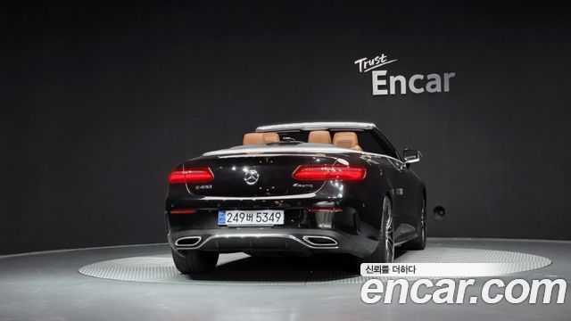 Mercedes-Benz E-Class W213 E220d Cabriolet - фото 3